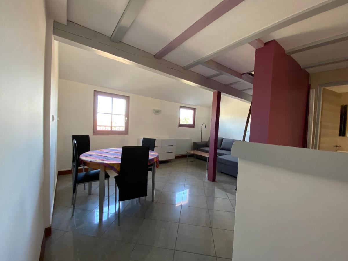Les 3 Chateaux Apartment *